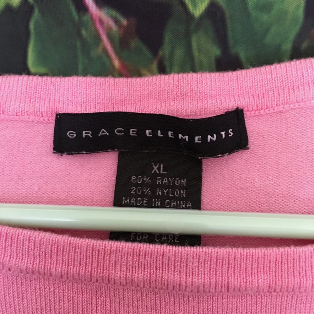 🌸Pink Sweater Vest - Picture 5 of 5